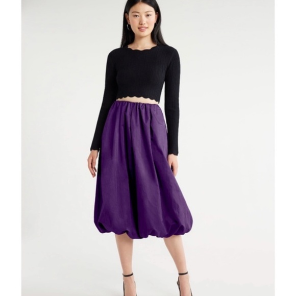 Scoop NYC Women’s Black Cropped Scalloped Top Size Large NWT - Picture 2 of 10